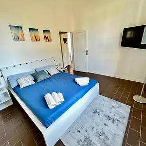  Appartamento Relax&design A Pochi Passi Dalla Stazione Italia