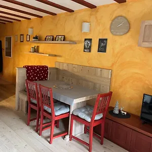  Appartamento La Casa Bianca - Ski, Hike & Bike Italia